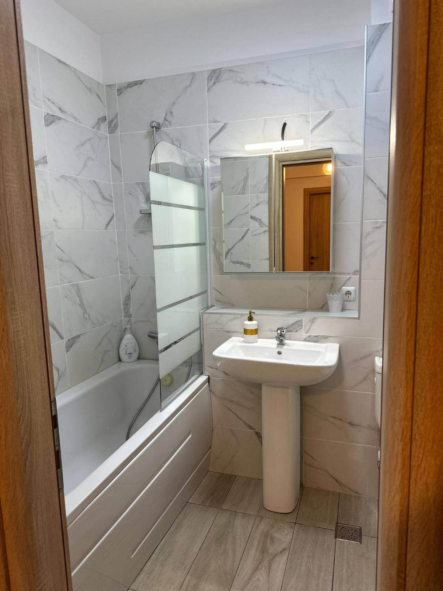 Alex Mnl Lux Apartment 2 Free Parking Bucharest Exterior photo
